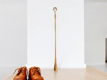 Handcrafted Brass Shoehorn – 56cm Long, Unique Gold Design, Traditional Craftsmanship, Durable and Elegant