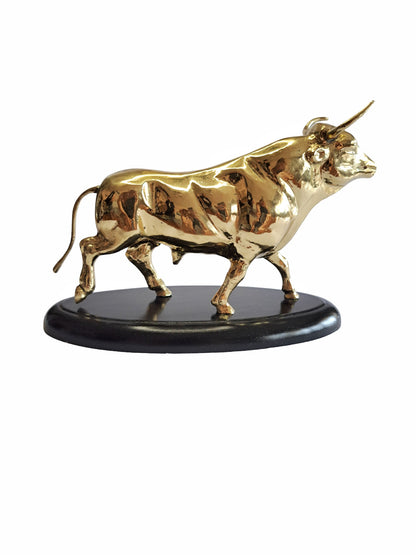 Big Size Brass Bull Statue – Handcrafted Solid Brass Decor