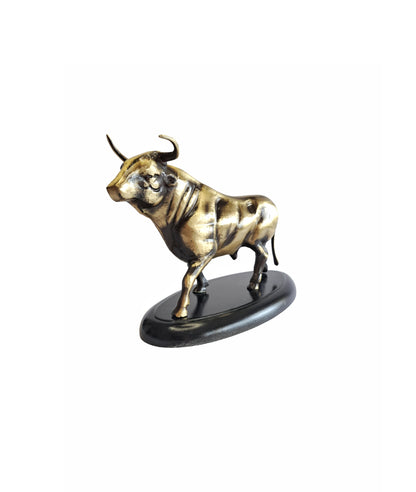 Big Size Brass Bull Statue – Handcrafted Solid Brass Decor