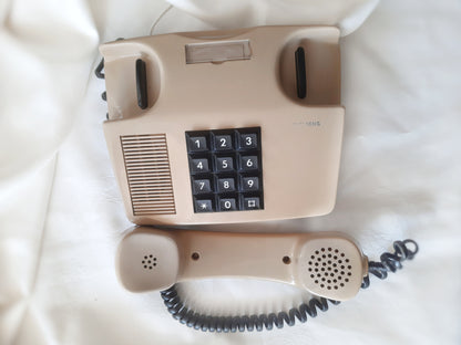 Retro Siemens 1980s Telephone – Vintage Push Button Decor