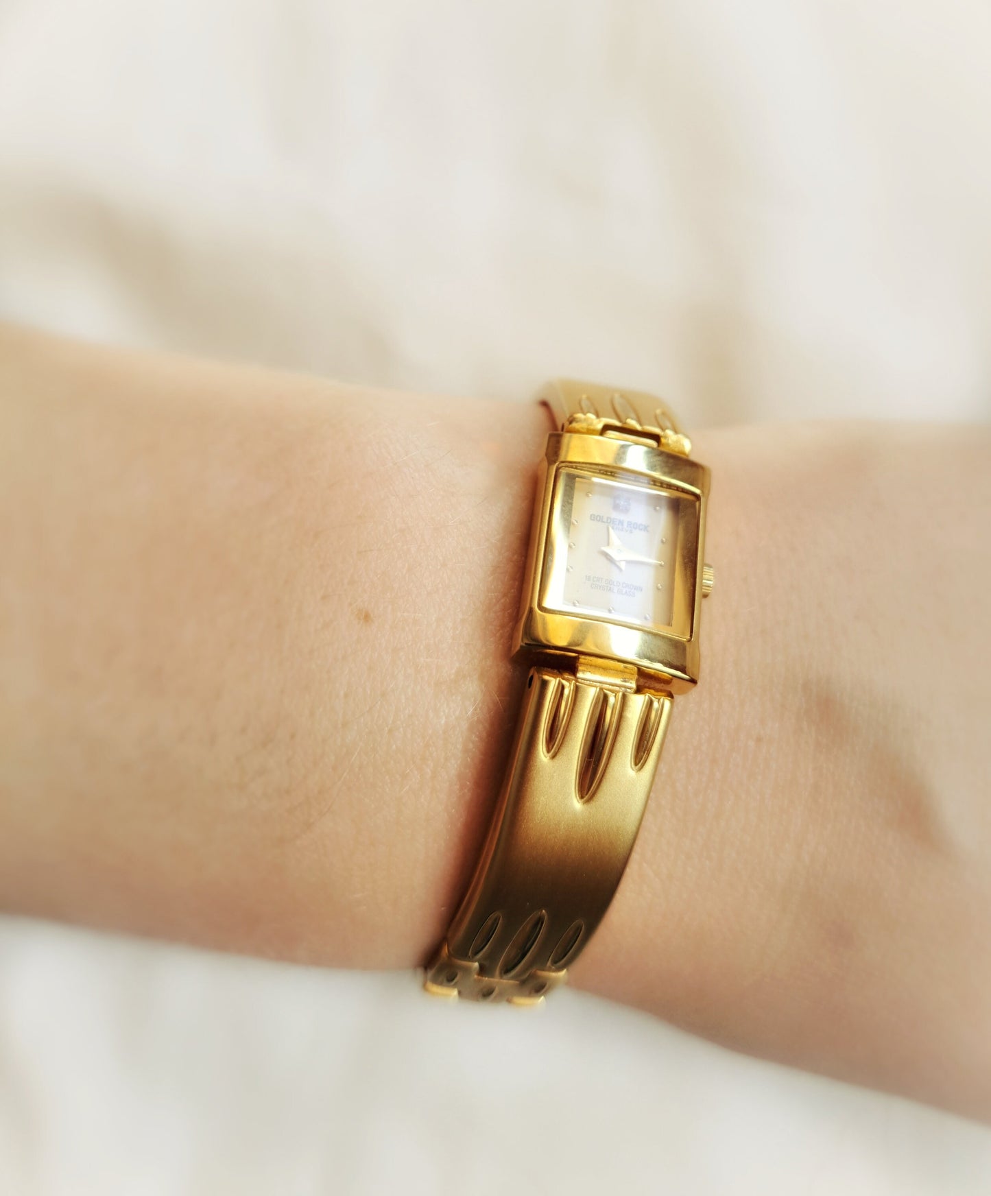 90s Gold Plated Wrist Watch For Woman