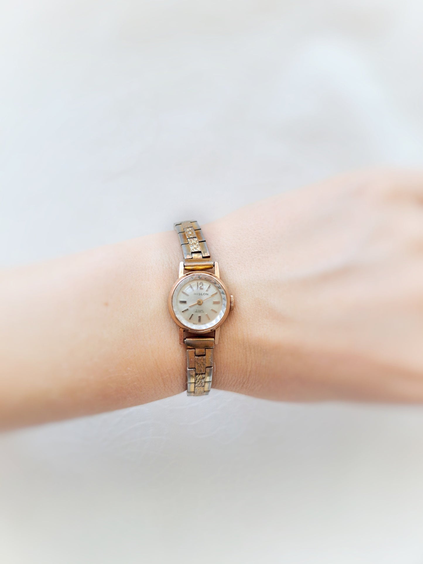 70s Hislon Wind-up Watch For Woman