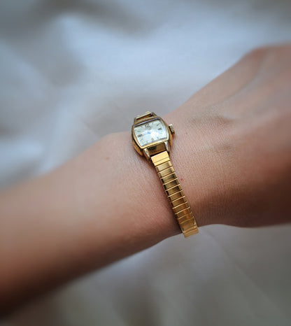 Rare 70s Junghans Wind-up Watch for Women – German Mechanical, Gold Steel