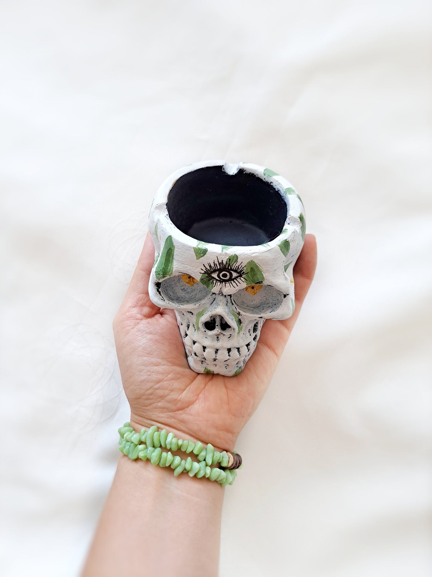 Handcrafted Skull Bowl | Unique Third Eye & Leaf Design