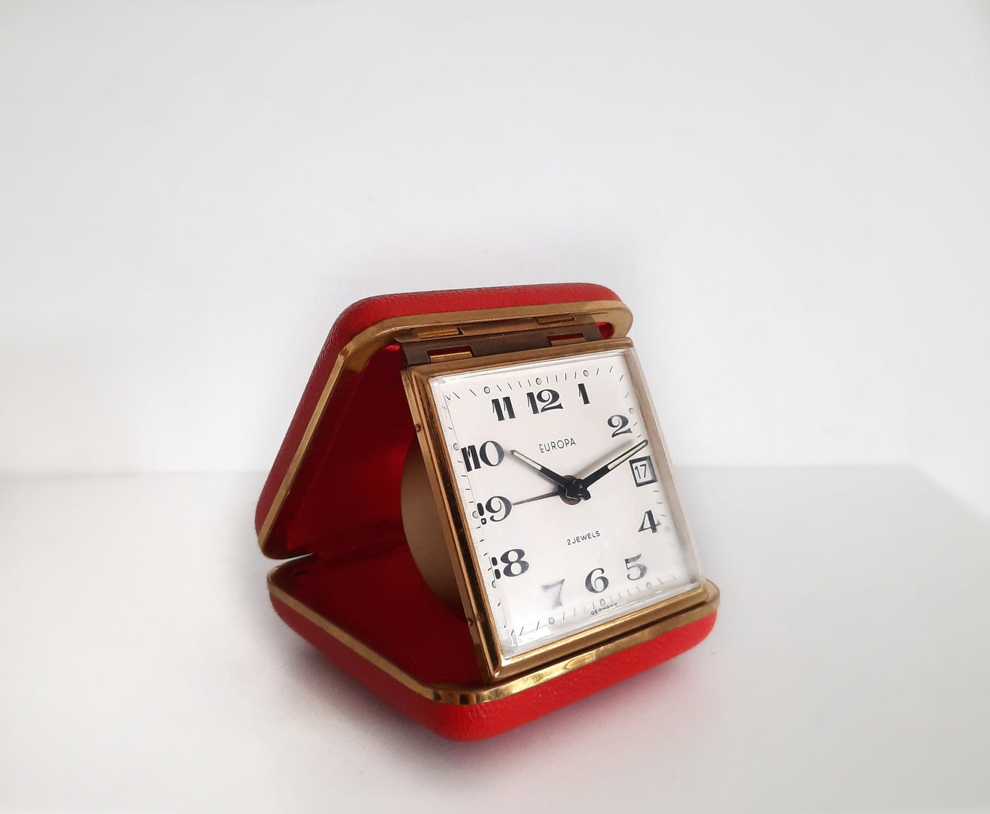 Vintage Europa Travel Clock – German Wind-Up Mechanical Alarm Clock with Red Cover & Calendar