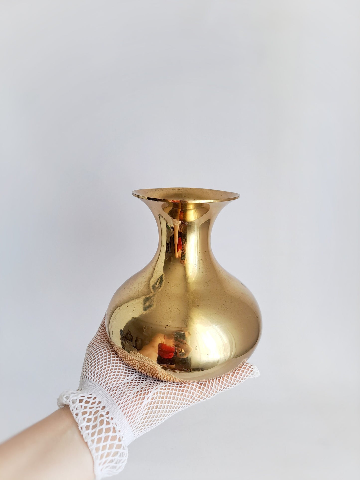 Vintage Brass Vase - Classic Elegance & Modern Style - 16cm