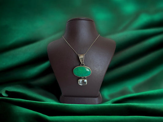 Green Jade Pendant Necklace – 925 Sterling Silver, 48cm Chain, Timeless Elegance